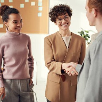 曹含尤